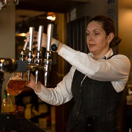 The Black Swan - The Collection Group イン ヘルムスリー