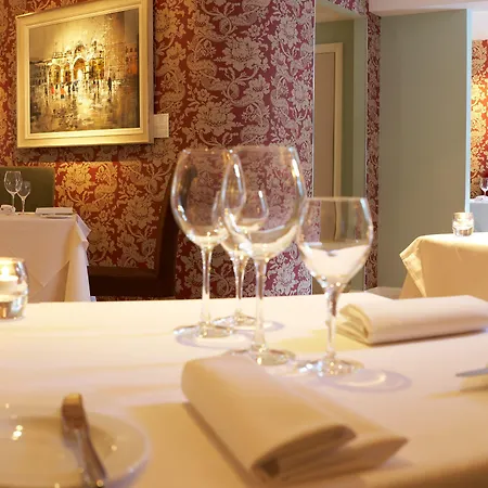 The Black Swan - The Collection Group بيت ريفي 4*