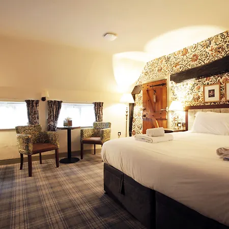 イン The Black Swan - The Collection Group