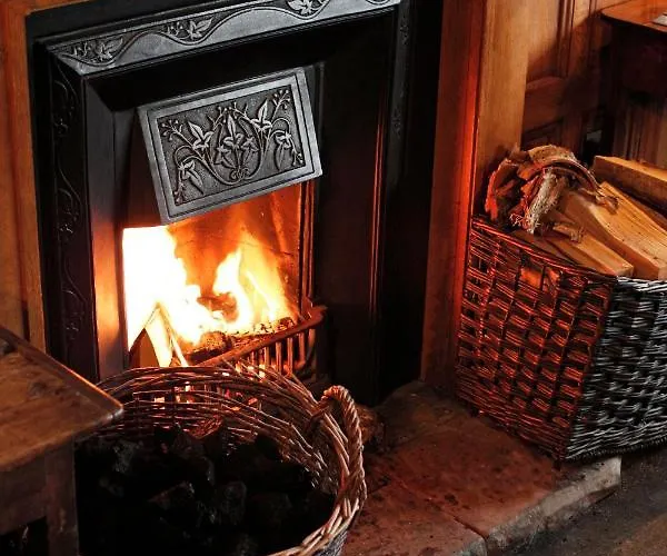 The Black Swan - The Collection Group Helmsley